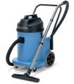 Numatic WVD 900-2 Przemysłowy dwusilnikowy odkurzacz do pracy na sucho - mokro 40/32L Numatic